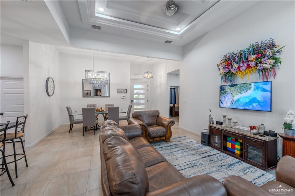 526 Country Club Drive, Alamo, Texas image 3