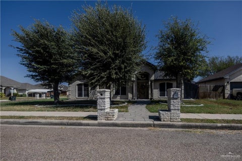 Homes For Sale - 2002 W 42nd Street<br/> Mission, TX 78573