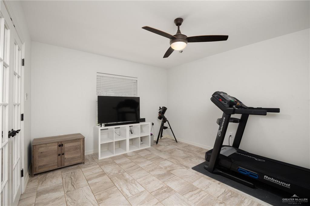 135 Enfield Road, Edinburg, Texas image 15
