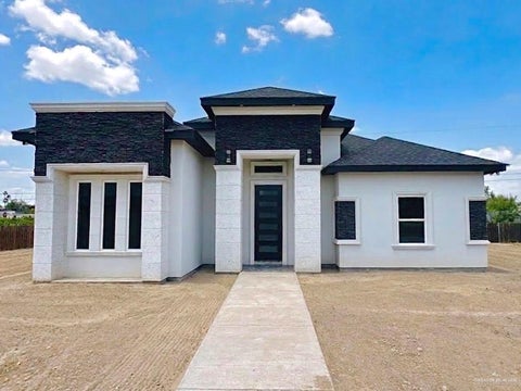 Homes For Sale - 739 Las Colinas Circle<br/> Roma, TX 78584