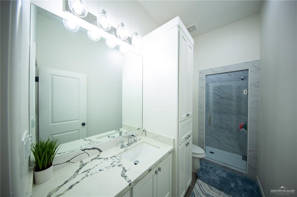 3409 Marla Court, Edinburg, Texas image 16