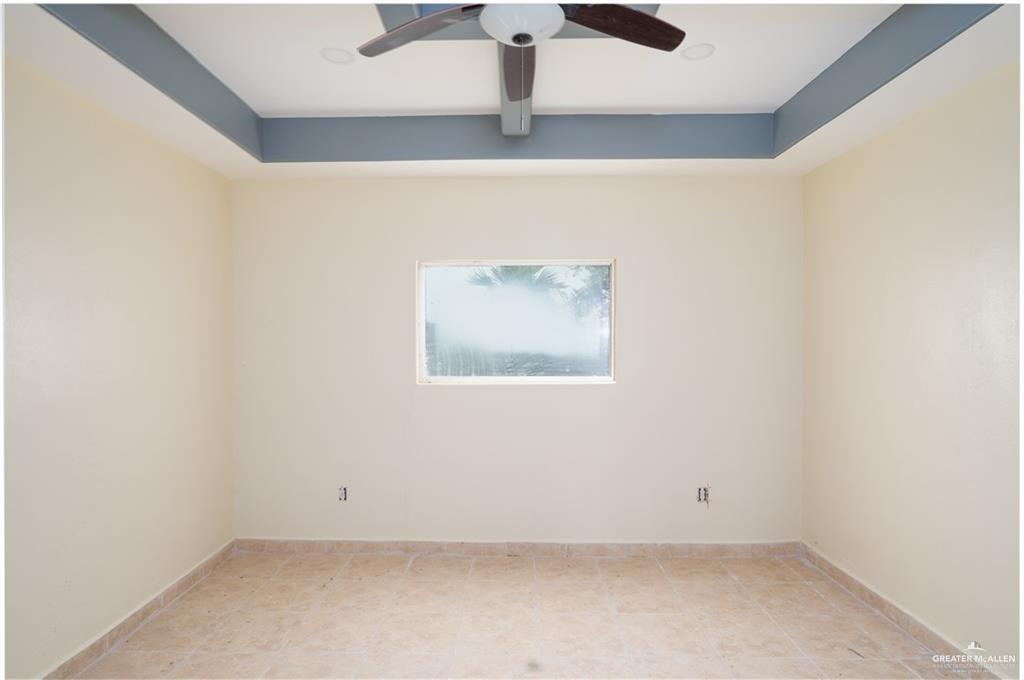 12021 Mile 16 Road, Edinburg, Texas image 9