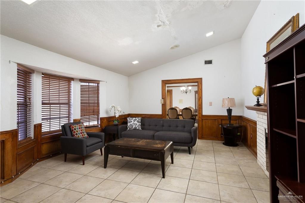 914 S Veterans Boulevard, San Juan, Texas image 3