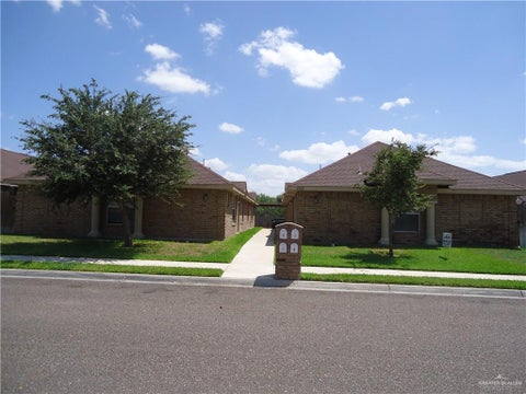 Multifamily For Sale - 1304 E Quail Street<br/> Pharr, TX 78577