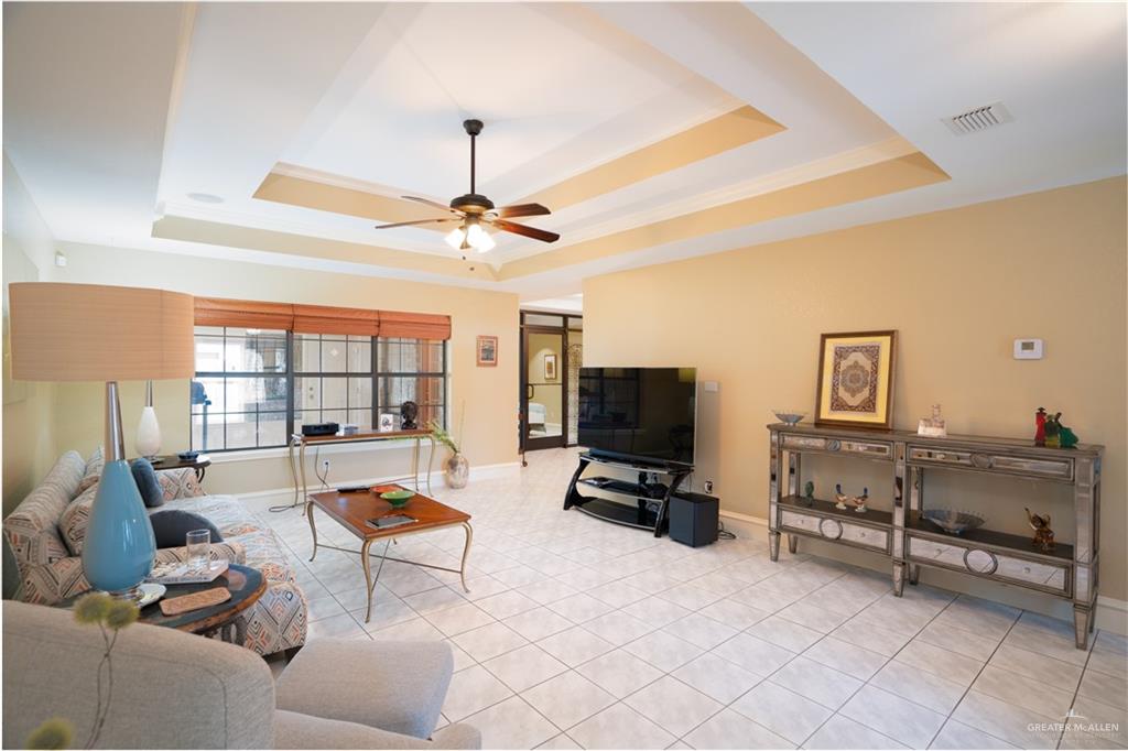 1609 Crown Point Boulevard, Mission, Texas image 3