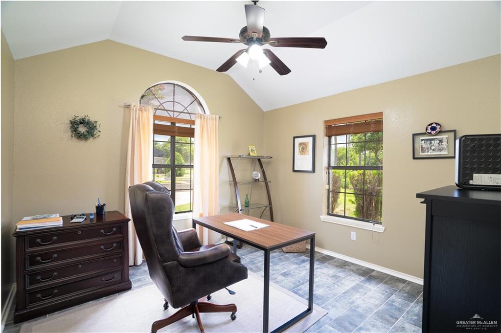 1609 Crown Point Boulevard, Mission, Texas image 11