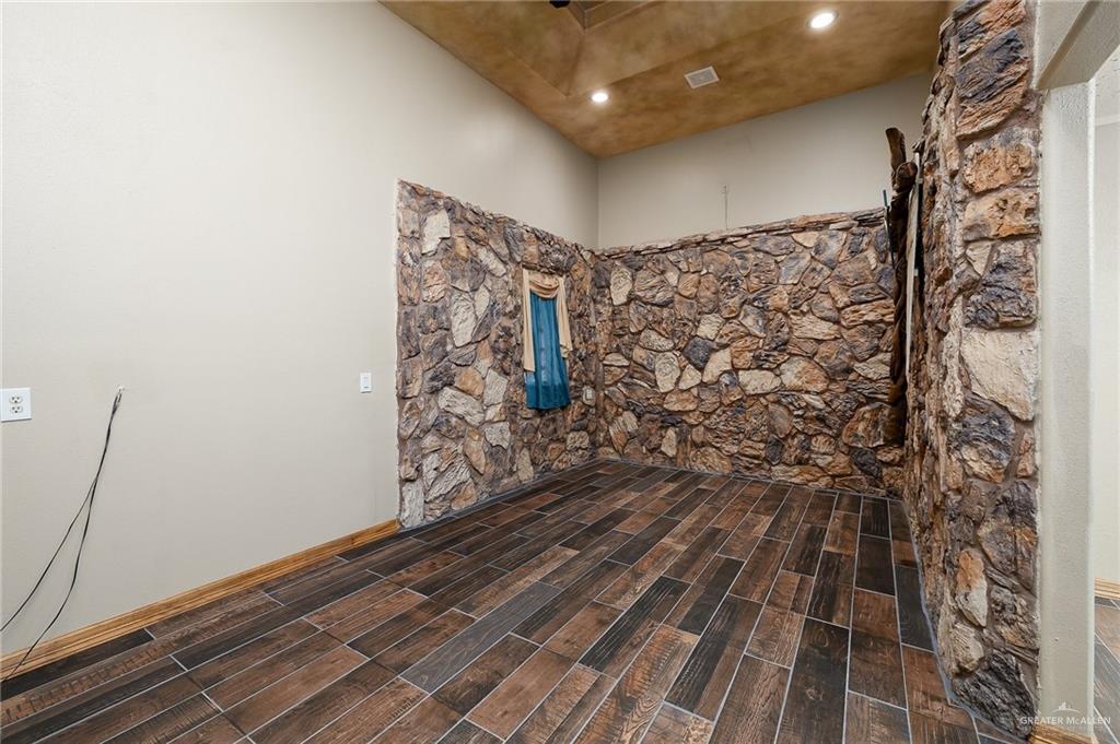 2805 Norma Avenue, McAllen, Texas image 11