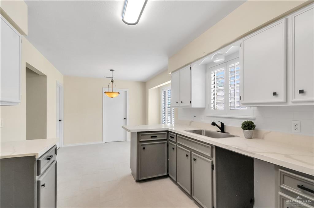 413 W Jonquil Avenue, McAllen, Texas image 13