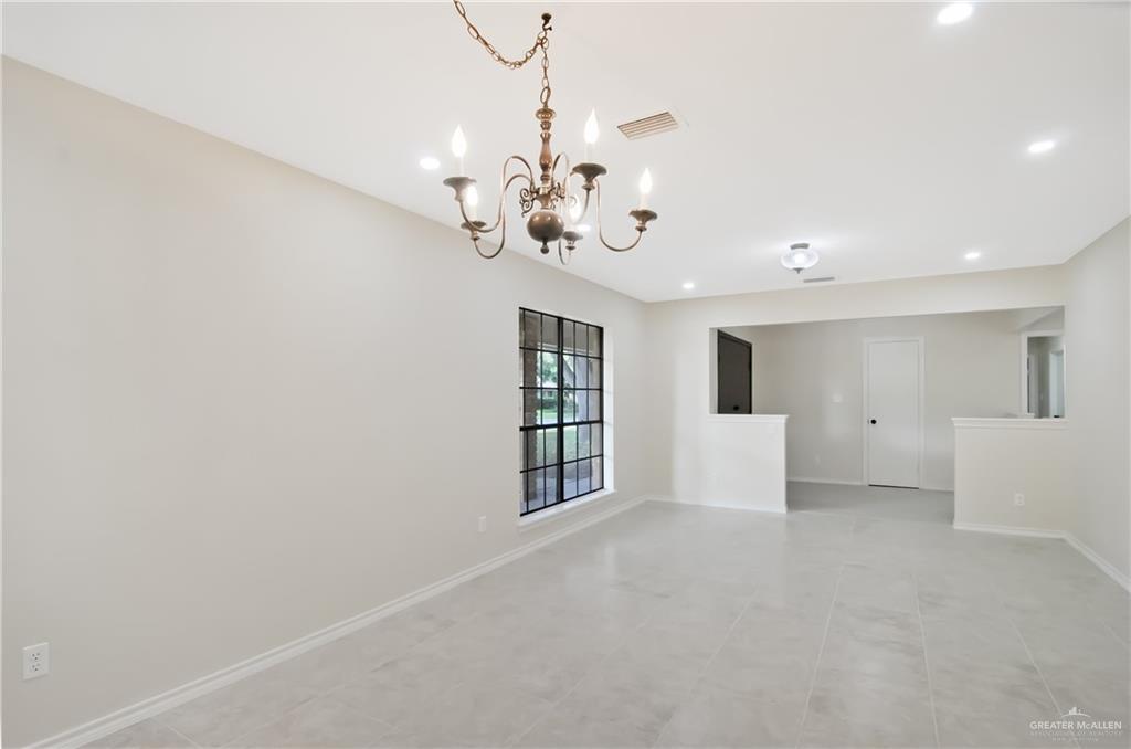 413 W Jonquil Avenue, McAllen, Texas image 4