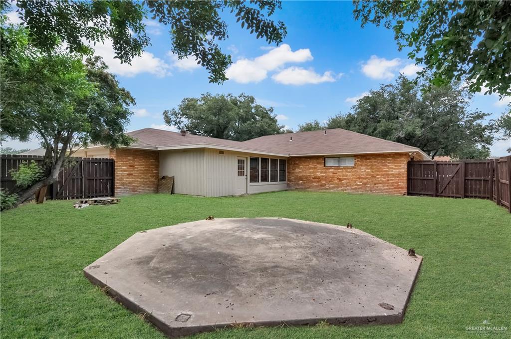 413 W Jonquil Avenue, McAllen, Texas image 28