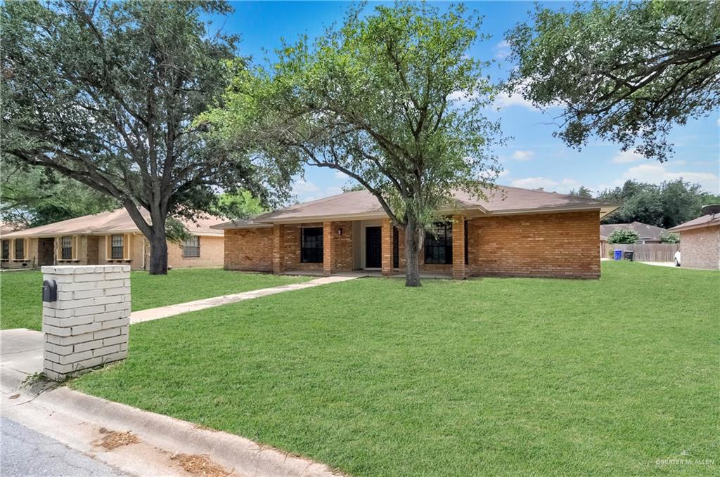 413 W Jonquil Avenue, McAllen, Texas image 2