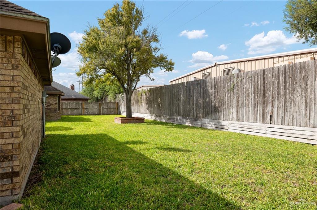 313 Royal Street, Edinburg, Texas image 22