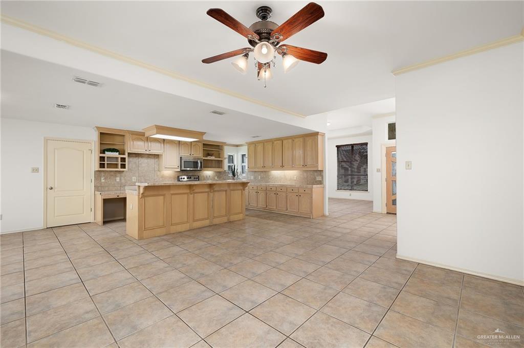313 Royal Street, Edinburg, Texas image 5