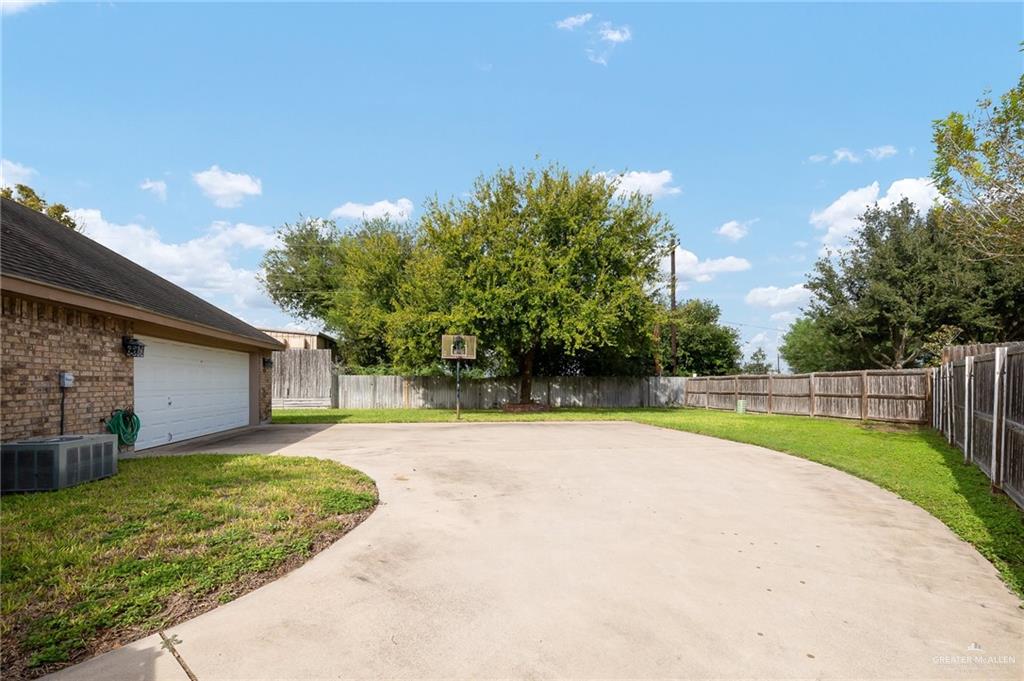 313 Royal Street, Edinburg, Texas image 21