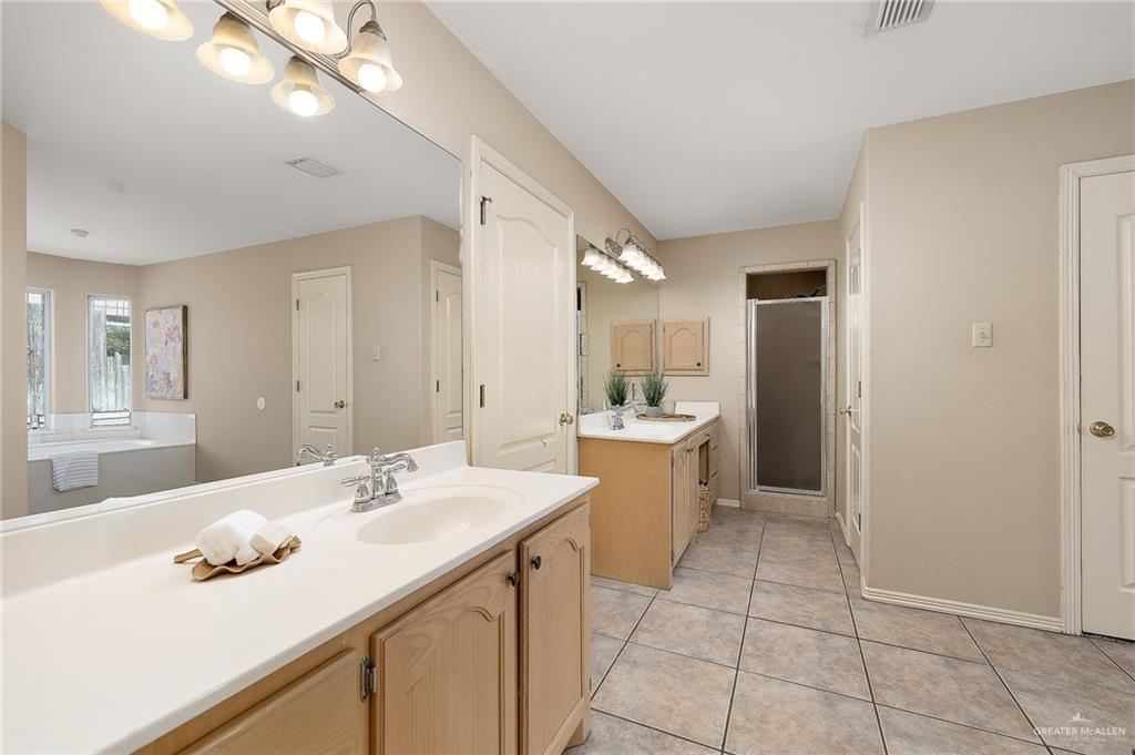 313 Royal Street, Edinburg, Texas image 12