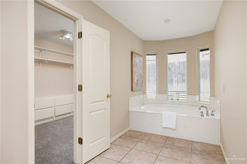 313 Royal Street, Edinburg, Texas image 13
