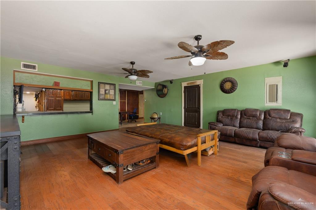 28880 Bass Boulevard, Harlingen, Texas image 21