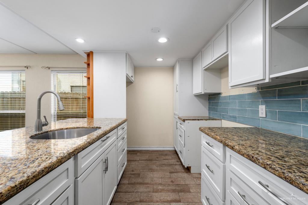 109 E Gardenia Street 101