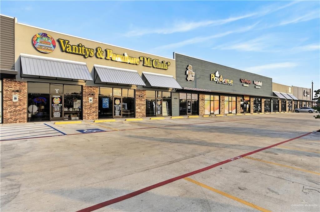 901 S Raul Longoria Road
