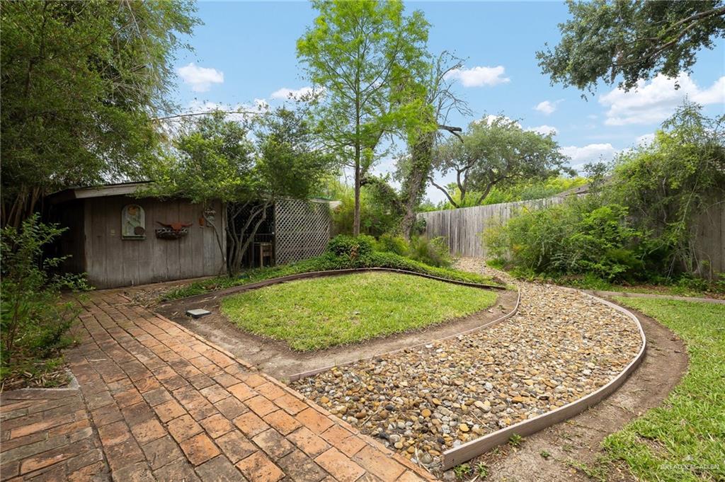 1113 Xanthisma Avenue, McAllen, Texas image 28