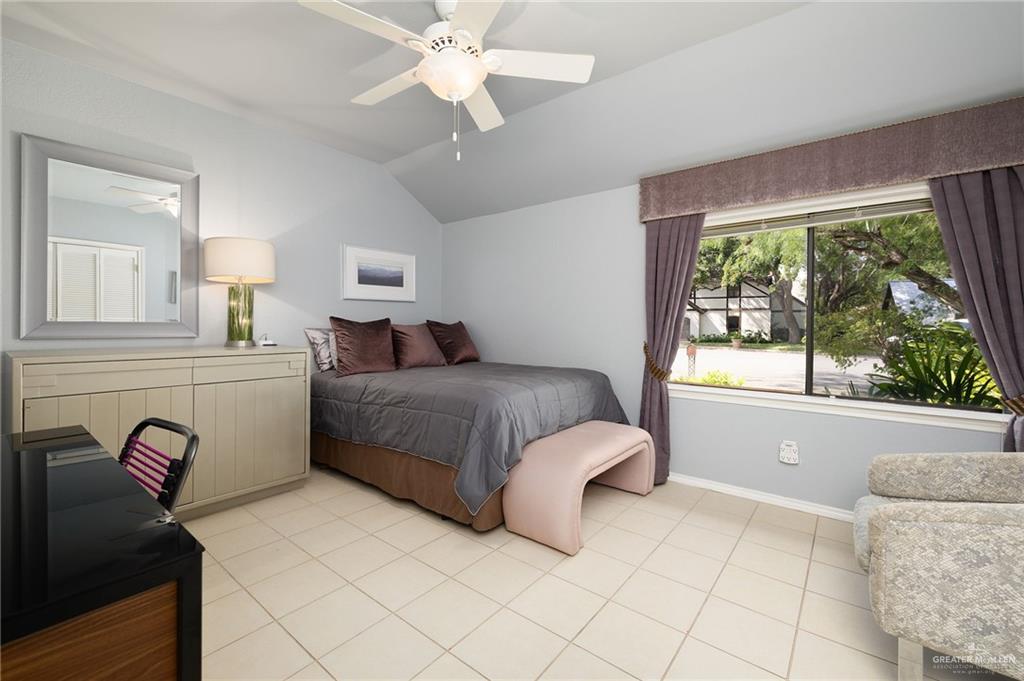 1113 Xanthisma Avenue, McAllen, Texas image 24