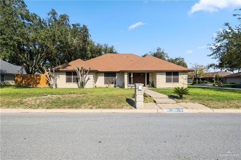 Photo of 807 Orange Blossom Street, Pharr, TX 78577 (MLS # 501099)