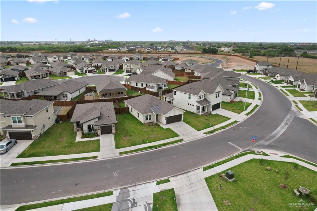 1020 W Fall Aster Street, Edinburg, Texas image 22