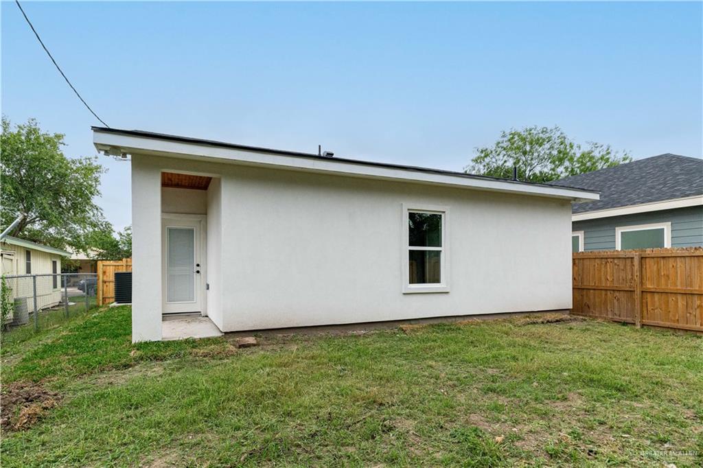 322 Palm Avenue, Mercedes, Texas image 15