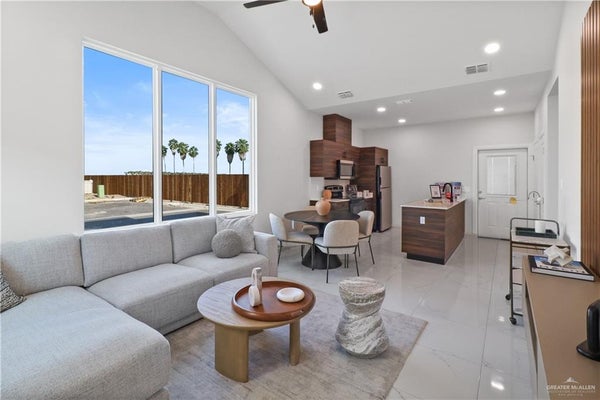 COVE LN, NURILLO, TX 78542 - Image bfb937ad4e7b1241e920e41800bdd729/2715891730