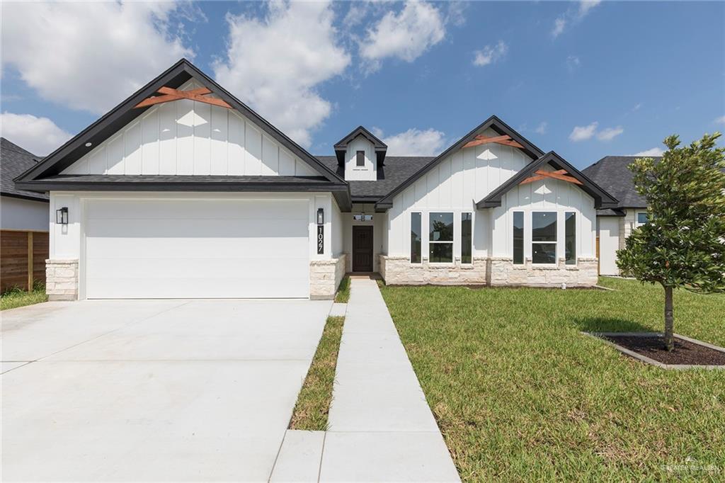 1027 Broken Arrow Drive, Alamo, Texas image 1