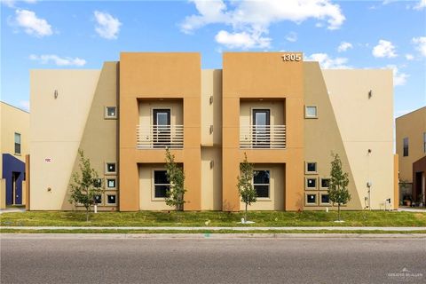 Condo For Sale - 1305 E Daffodil Avenue #B<br/> Hidalgo County, McAllen, TX 78501