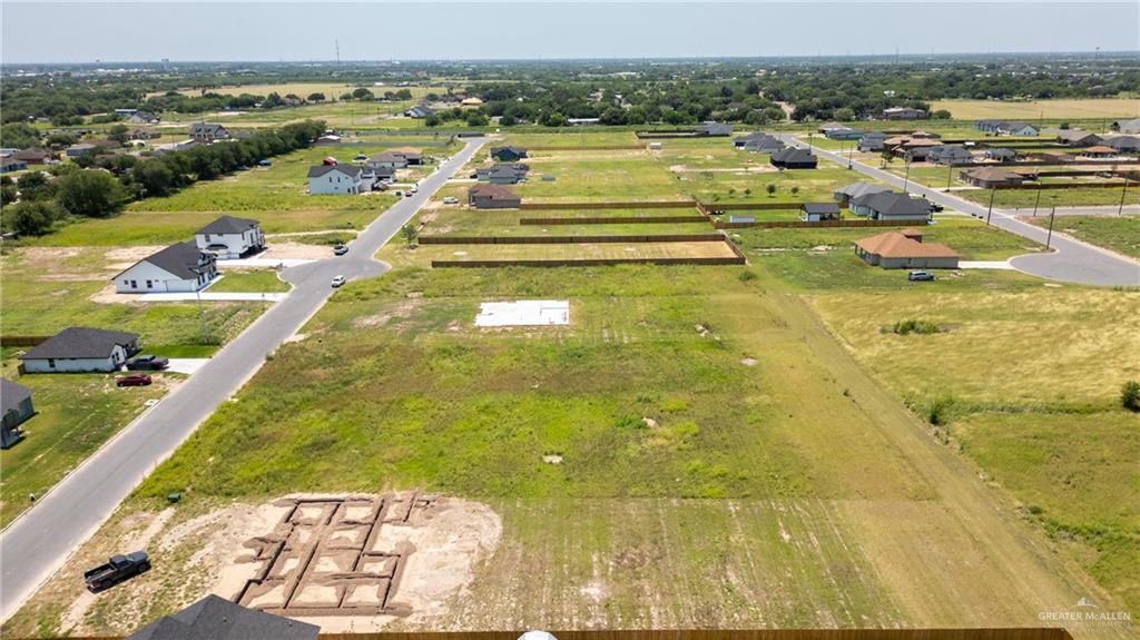 Sienna Drive, Weslaco, Texas image 4