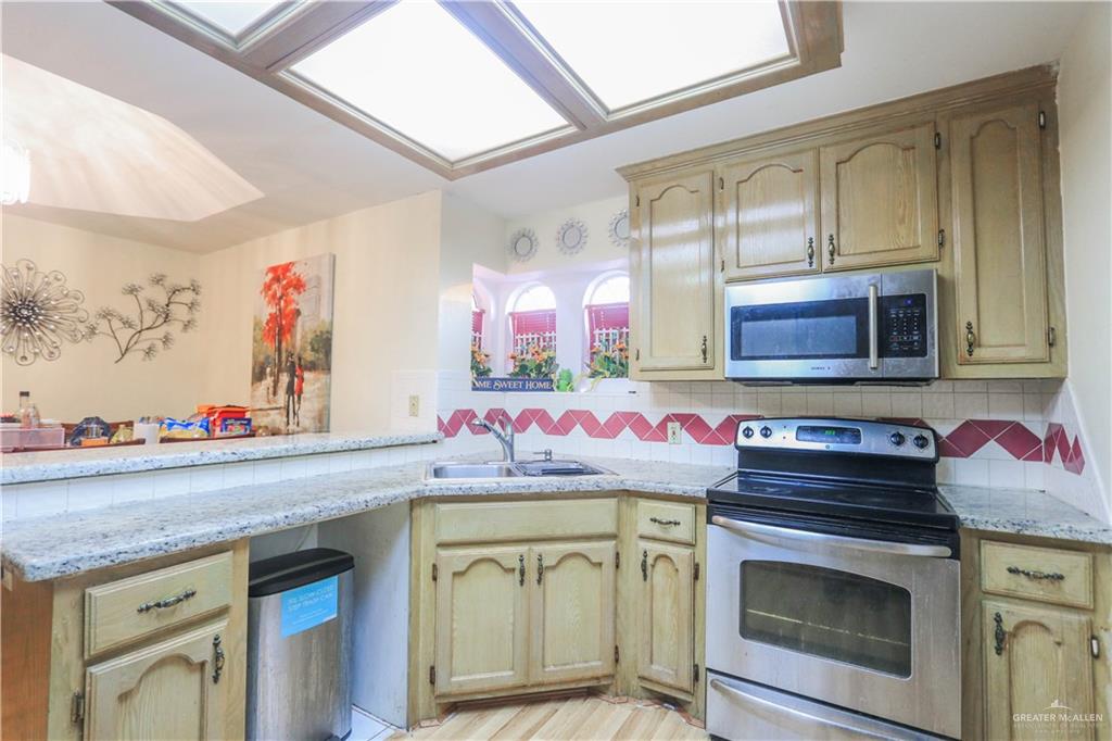 400 E Xanthisma Avenue, McAllen, Texas image 17