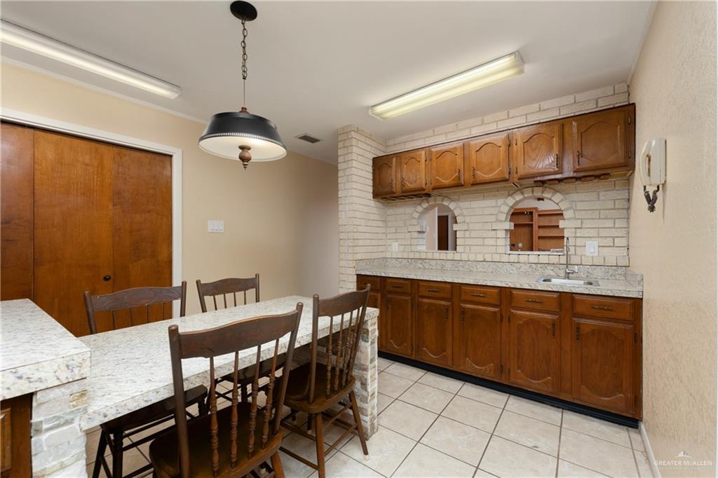 509 Lincoln Lane, La Feria, Texas image 6