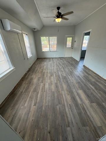 306 Palm Avenue, Mercedes, Texas image 5