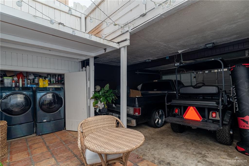 2402 N Ed Carey Drive, Harlingen, Texas image 13