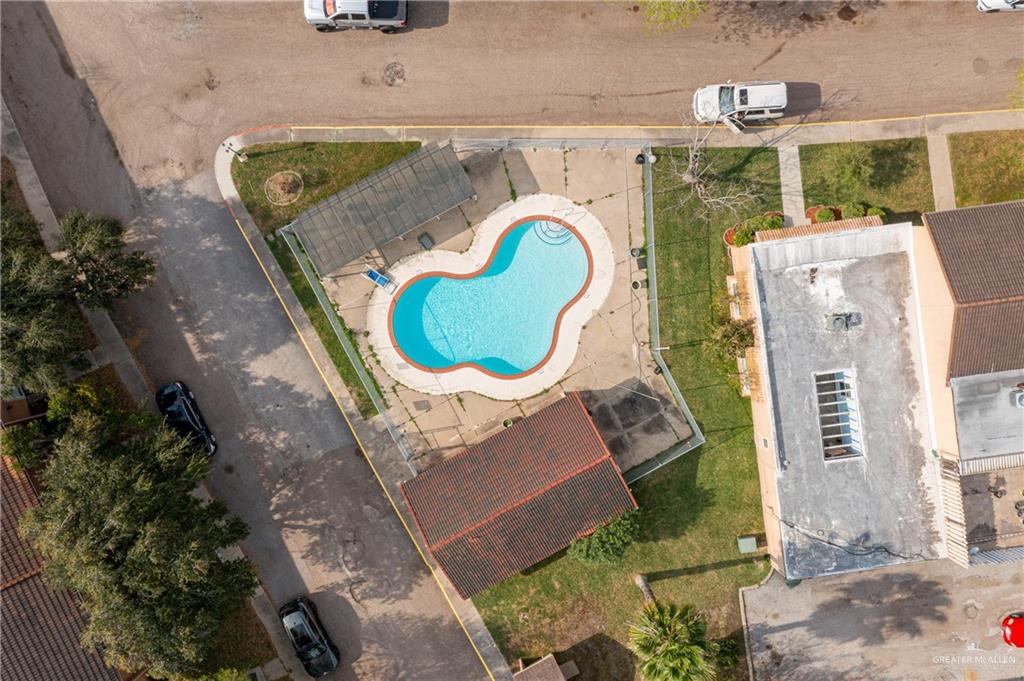2402 N Ed Carey Drive, Harlingen, Texas image 16