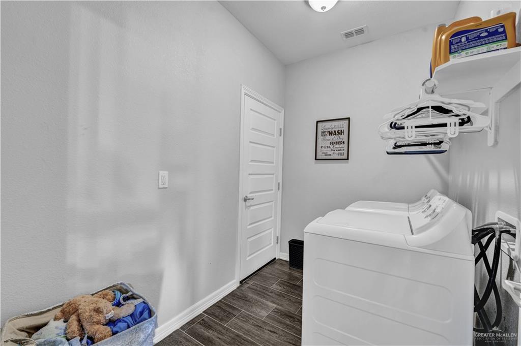 938 Arroyo Circle, Mercedes, Texas image 6