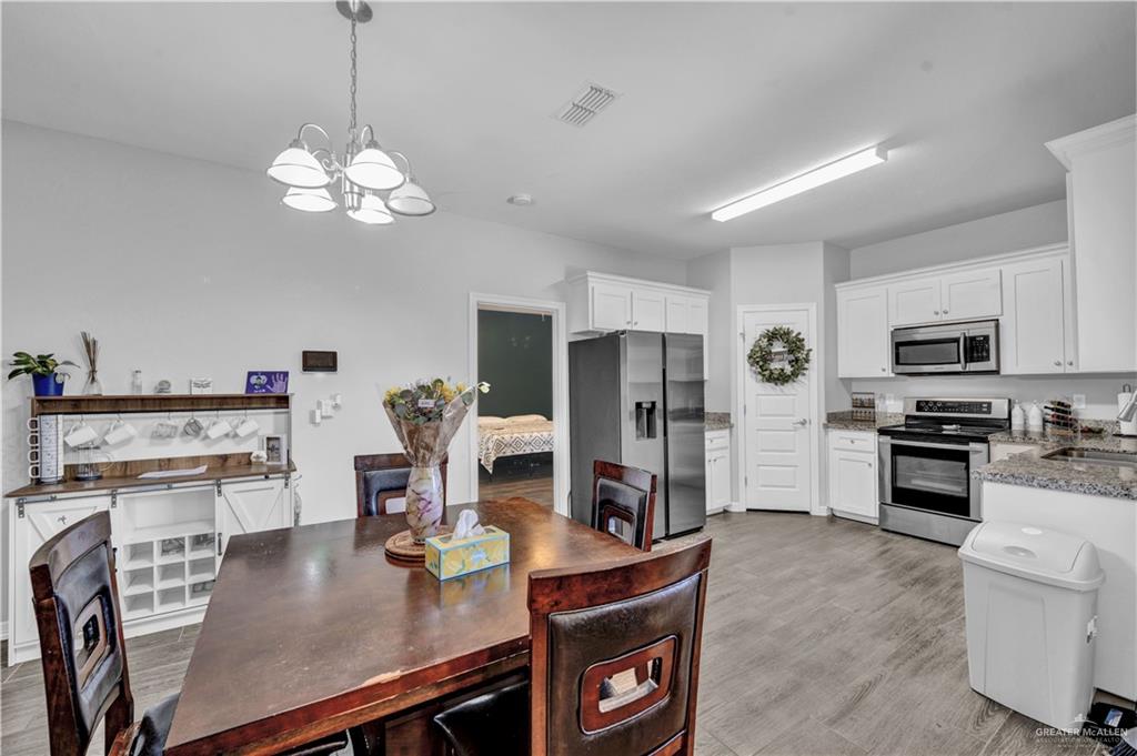 938 Arroyo Circle, Mercedes, Texas image 3