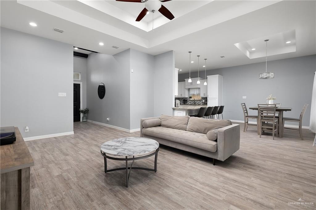 1012 Cooper Lane, San Juan, Texas image 3