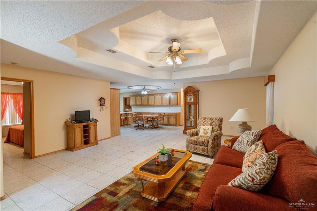 1717 Sun Street, Mission, Texas image 8