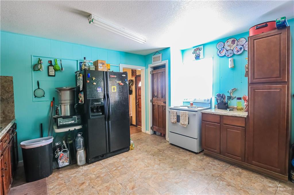 1134 S Browne Avenue, Brownsville, Texas image 12