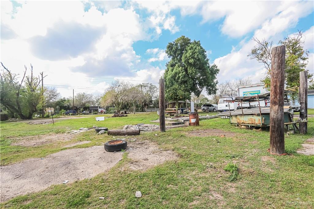 1134 S Browne Avenue, Brownsville, Texas image 25