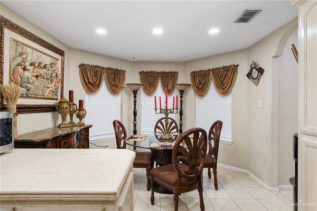528 N 41st Street, McAllen, Texas image 8