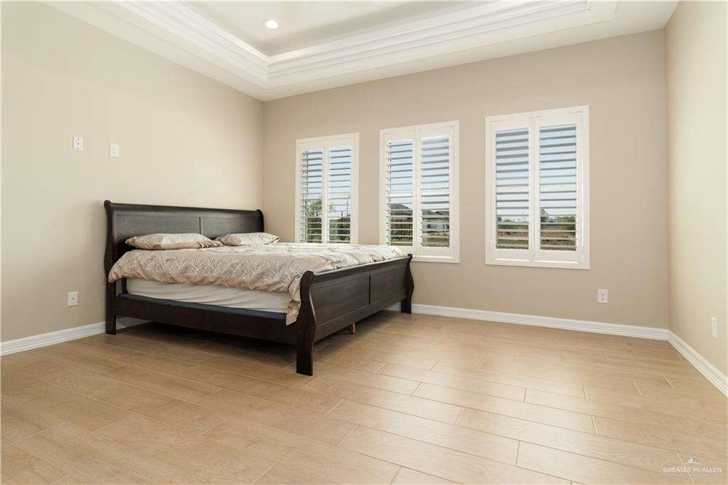 6316 Cardiff Avenue, Edinburg, Texas image 12