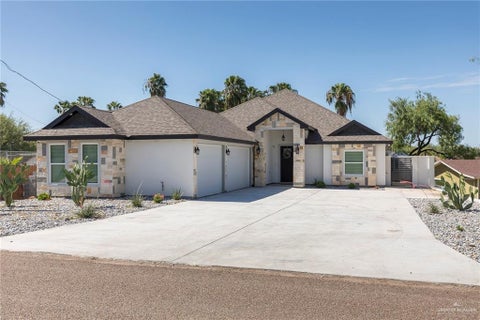 Condo For Sale - 825 E Kika De La Garza Boulevard<br/> La Joya, TX 78560