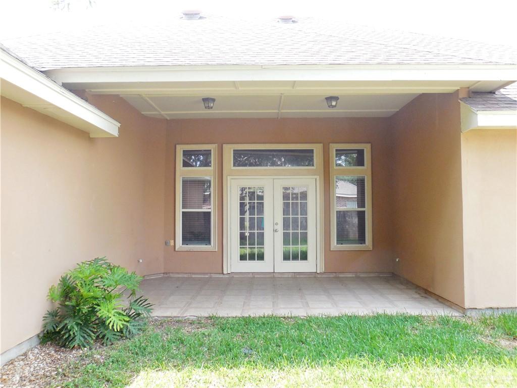 Edinburg, Texas 78541, United States, 4 Bedrooms Bedrooms, ,3 BathroomsBathrooms,Residential,Pending,65787
