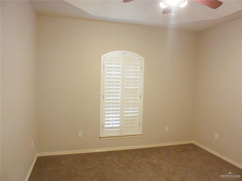 Edinburg, Texas 78541, United States, 4 Bedrooms Bedrooms, ,3 BathroomsBathrooms,Residential,Pending,65787