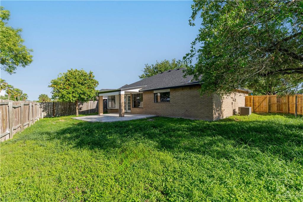 2209 Laurel Oak Way, Edinburg, Texas image 16