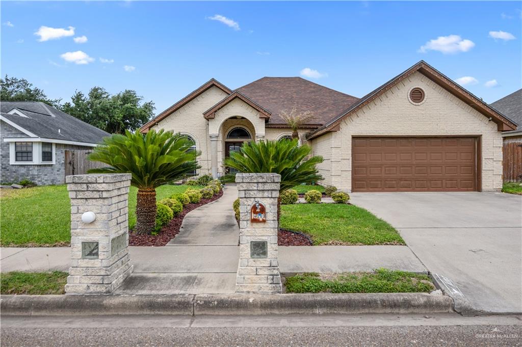 4203 Hill Crest Drive, Mission, Texas image 2